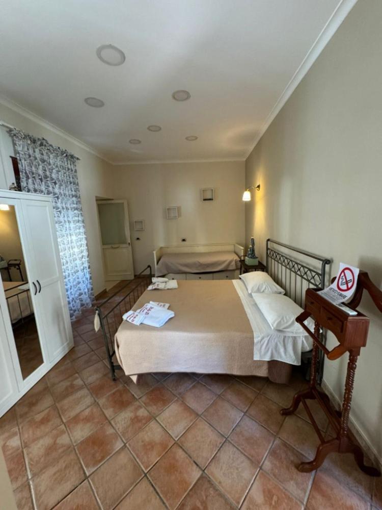 Bed and Breakfast Beb Don Gennaro Nápoles Exterior foto