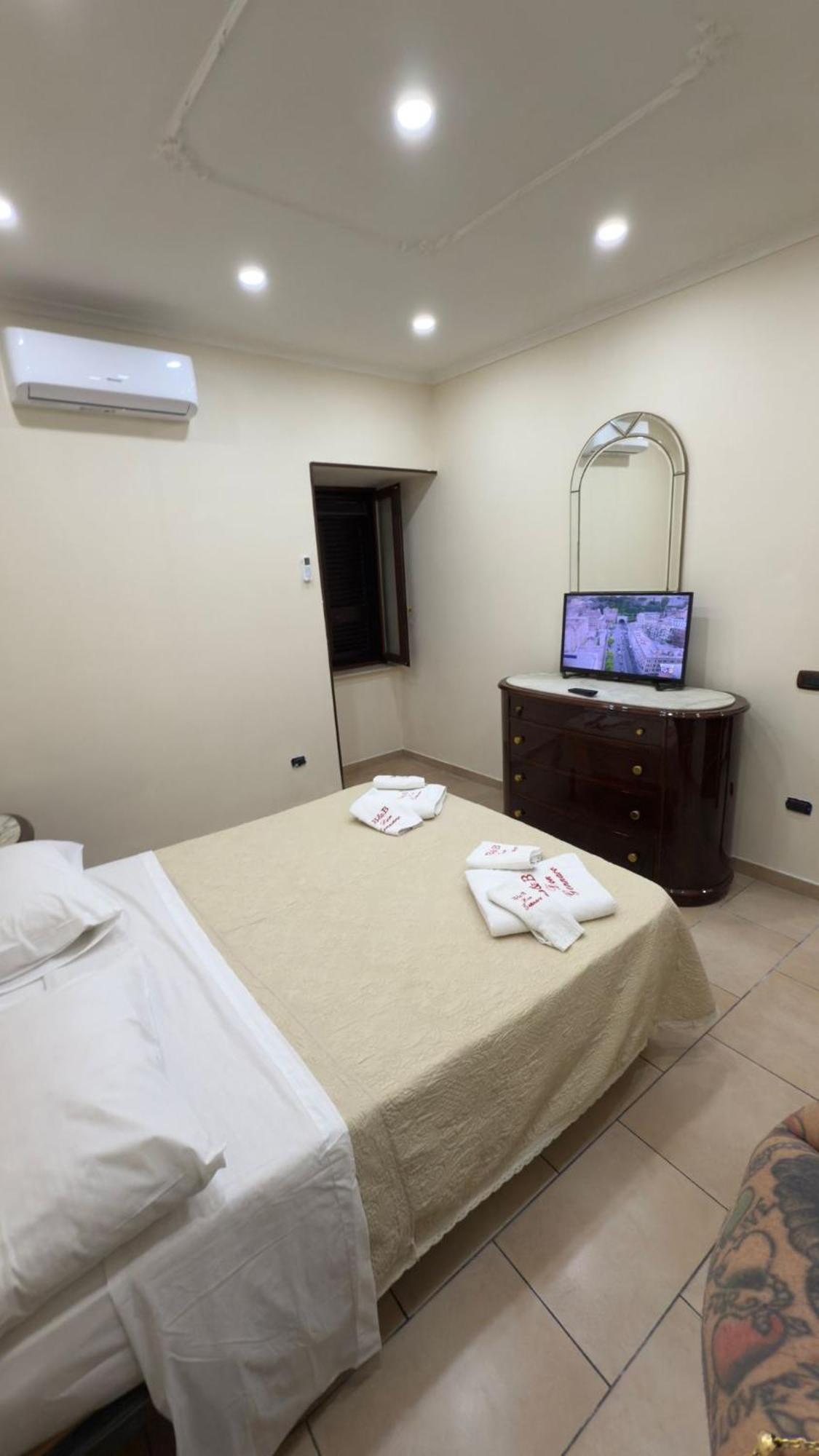 Bed and Breakfast Beb Don Gennaro Nápoles Exterior foto