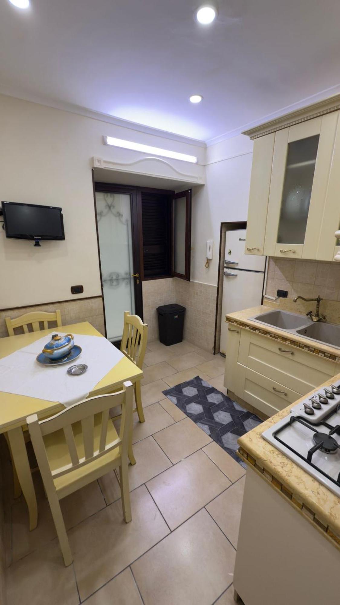 Bed and Breakfast Beb Don Gennaro Nápoles Exterior foto